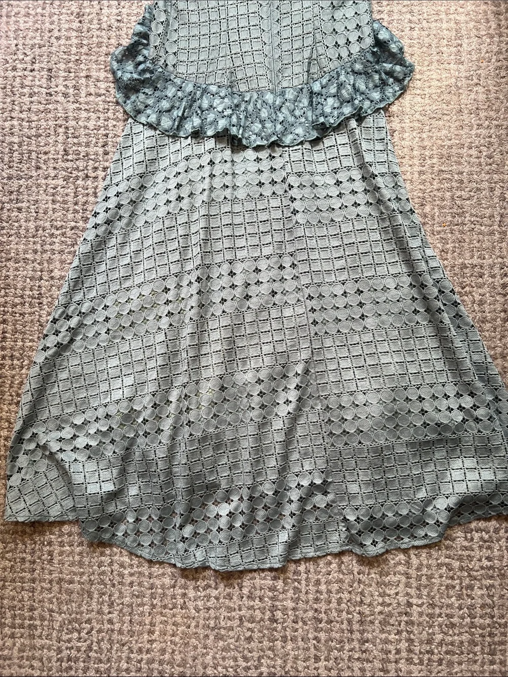 Anthropologie Antoinette Lace Midi Dress 8 Sage Green Ruffle EUC - Picture 12 of 13